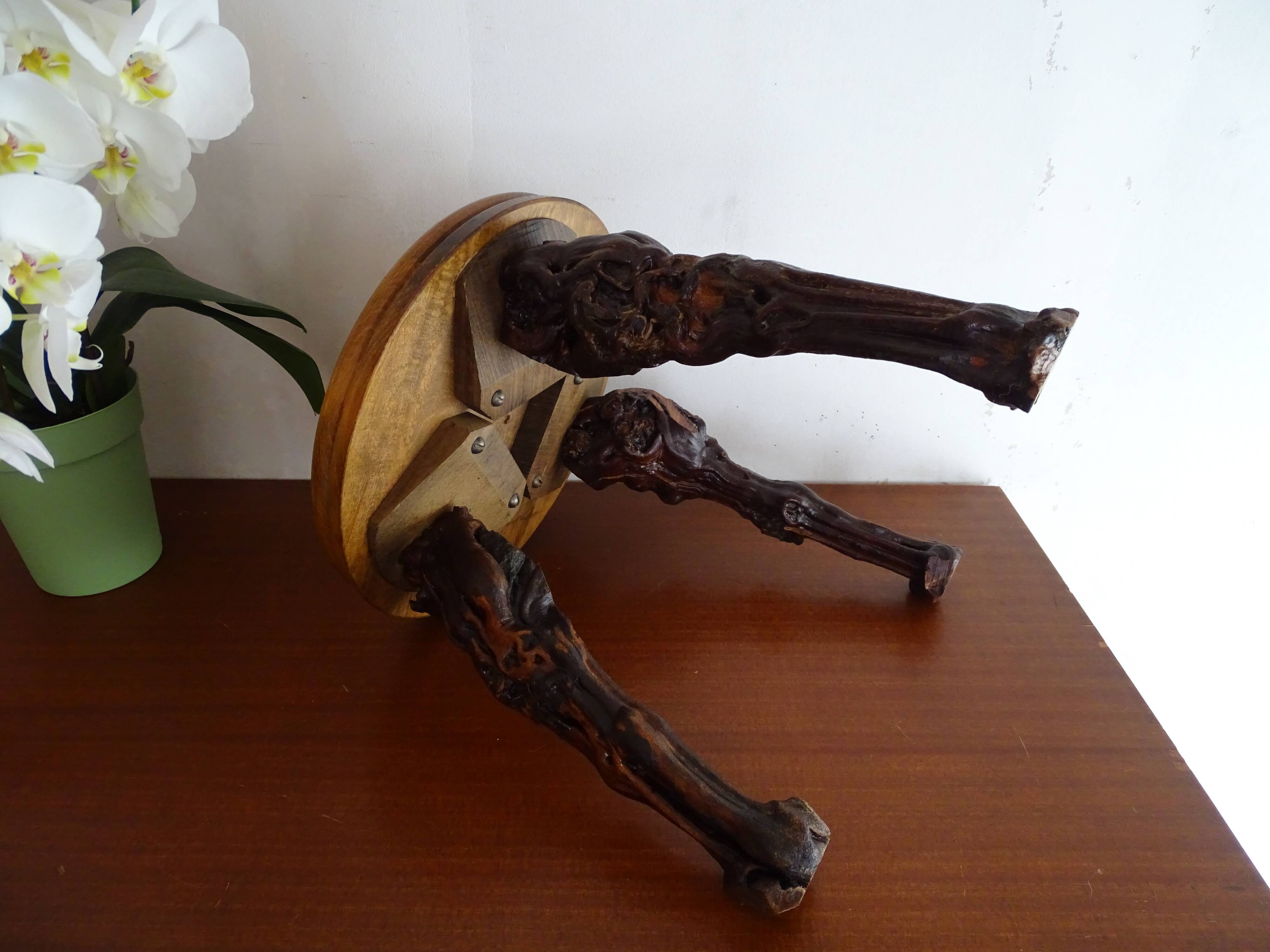 Tripod stool cep wood