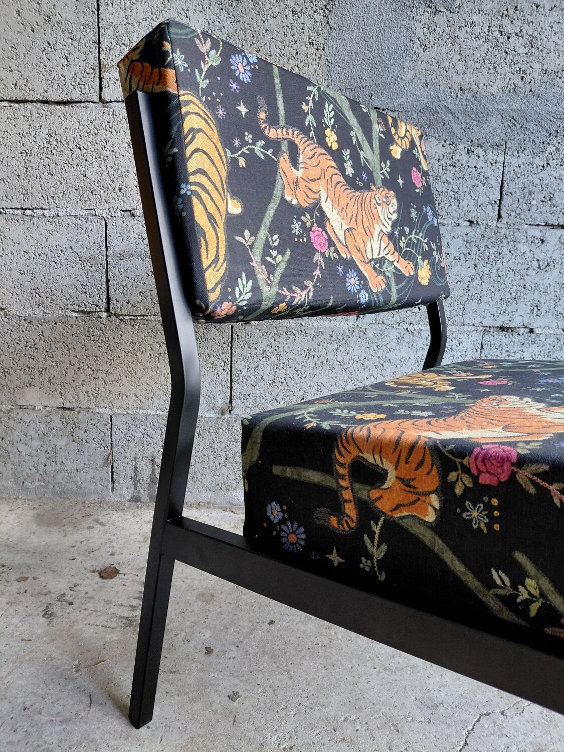 Restored vintage 1970s armchair – Maison Thevenon fabric