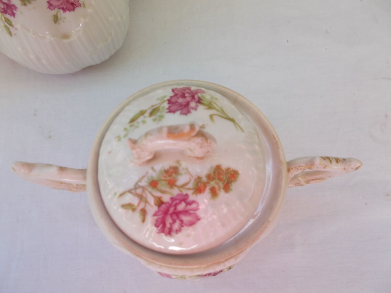 Porcelain coffee or tea service