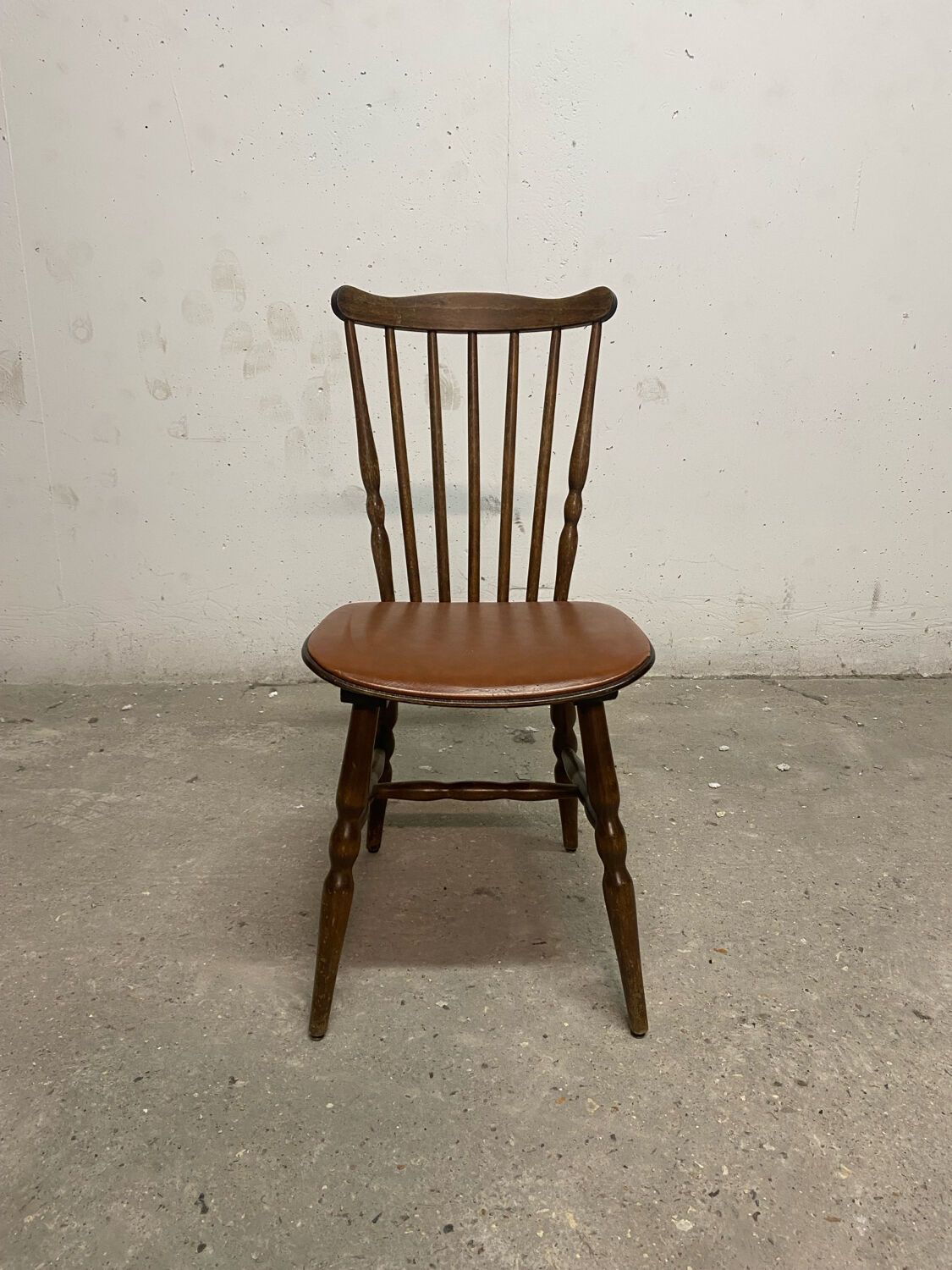 Vintage "Western" chair in dark wood