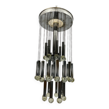 Lustre du milieu du siècle en verre et chrome par Sciolari. Italie années 1960