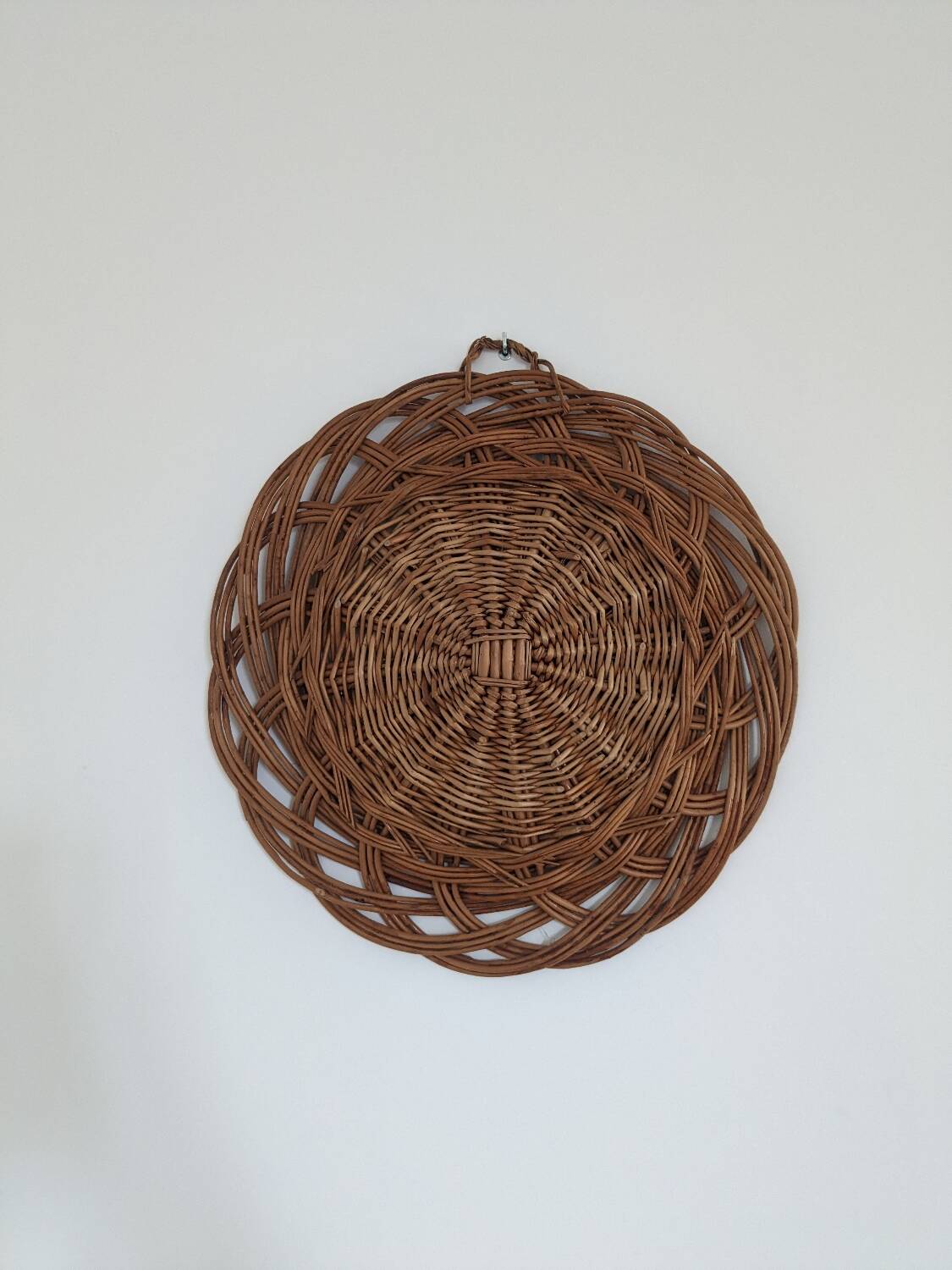 Wicker tray wall decoration