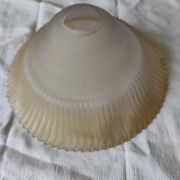 Bicolour glass bowl-shaped lampshade