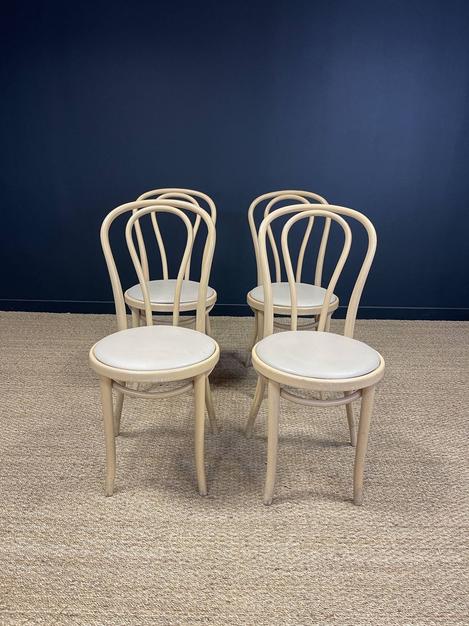Set of 4 Thonet type bistro chairs light curved wood & Skaï GO IN Germany