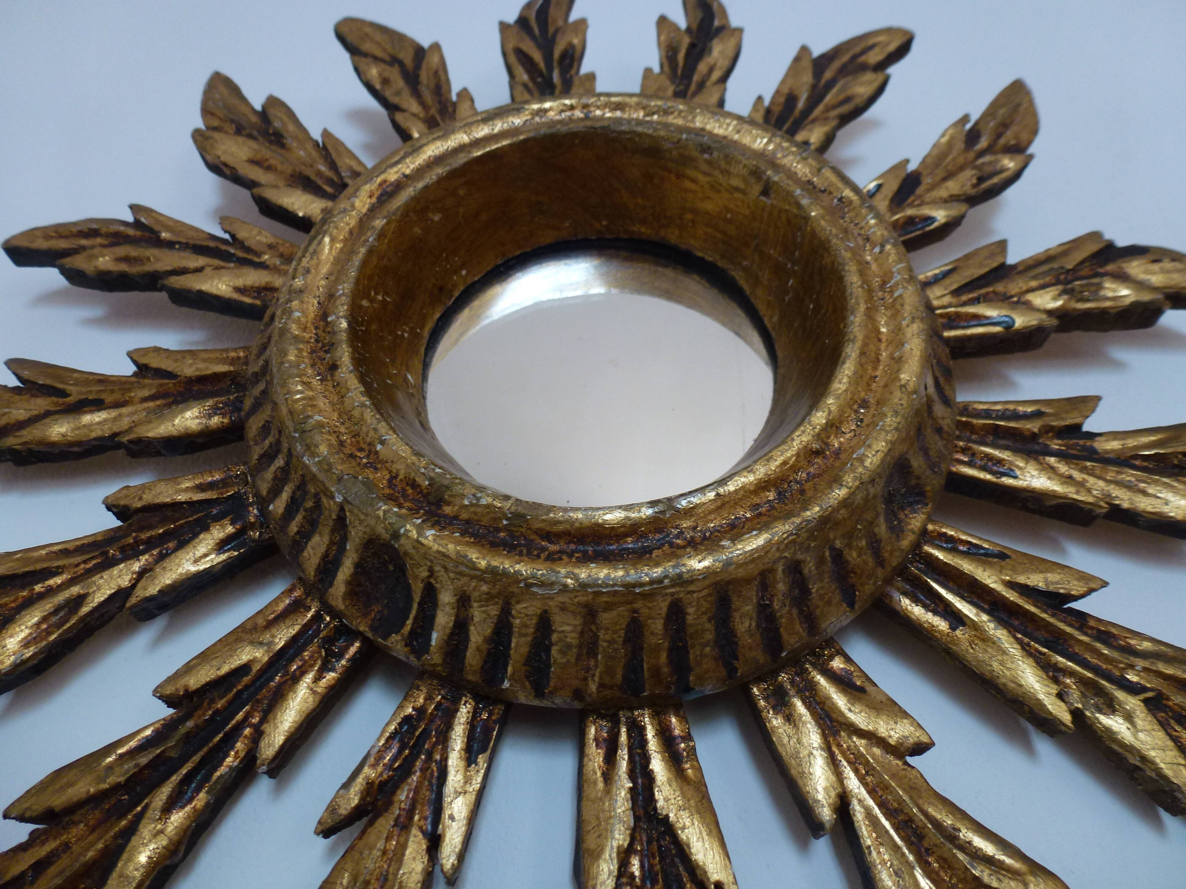 Mirror sun in gilded wood carved 60s, 28 cm