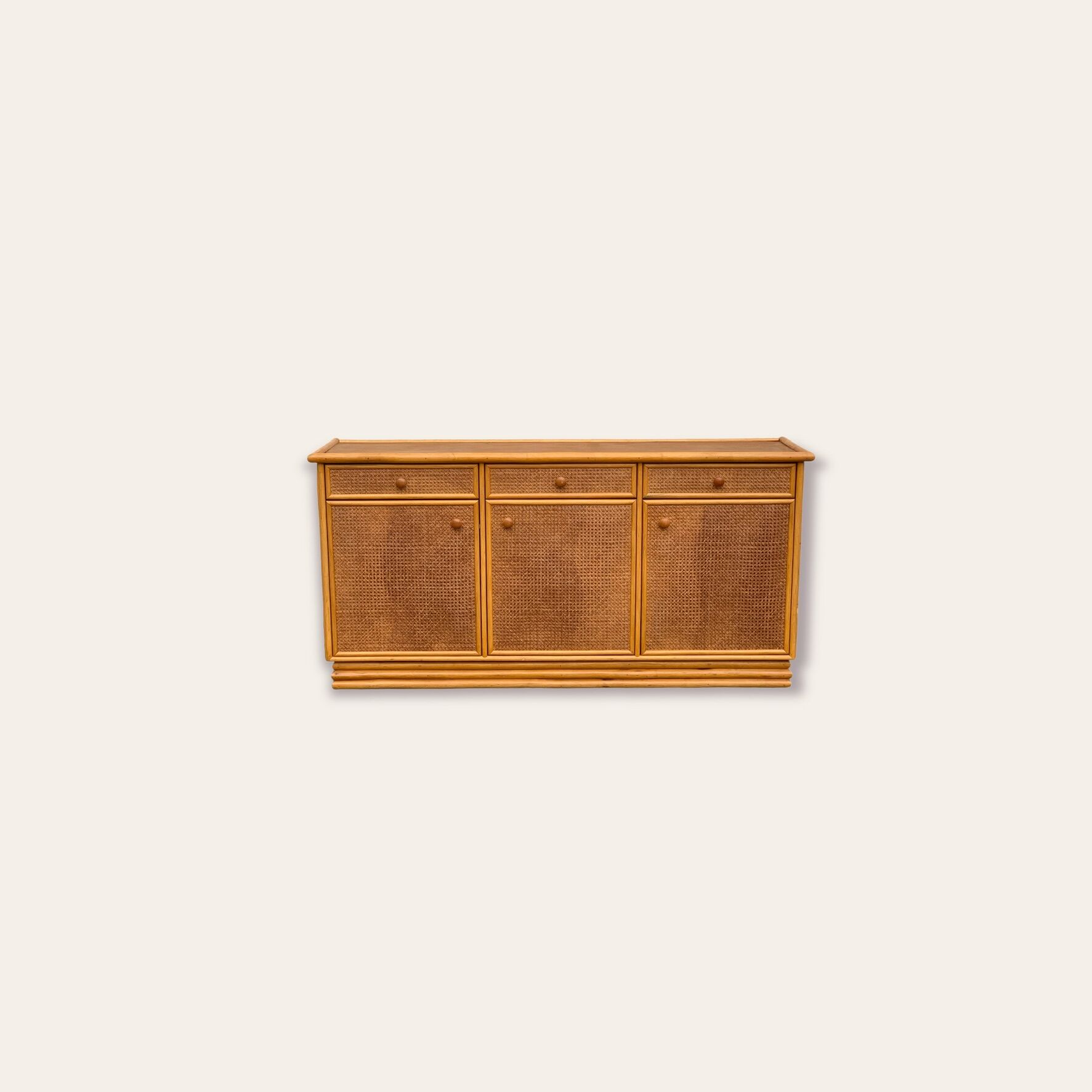 Vintage buffet in bamboo and cannage 1970