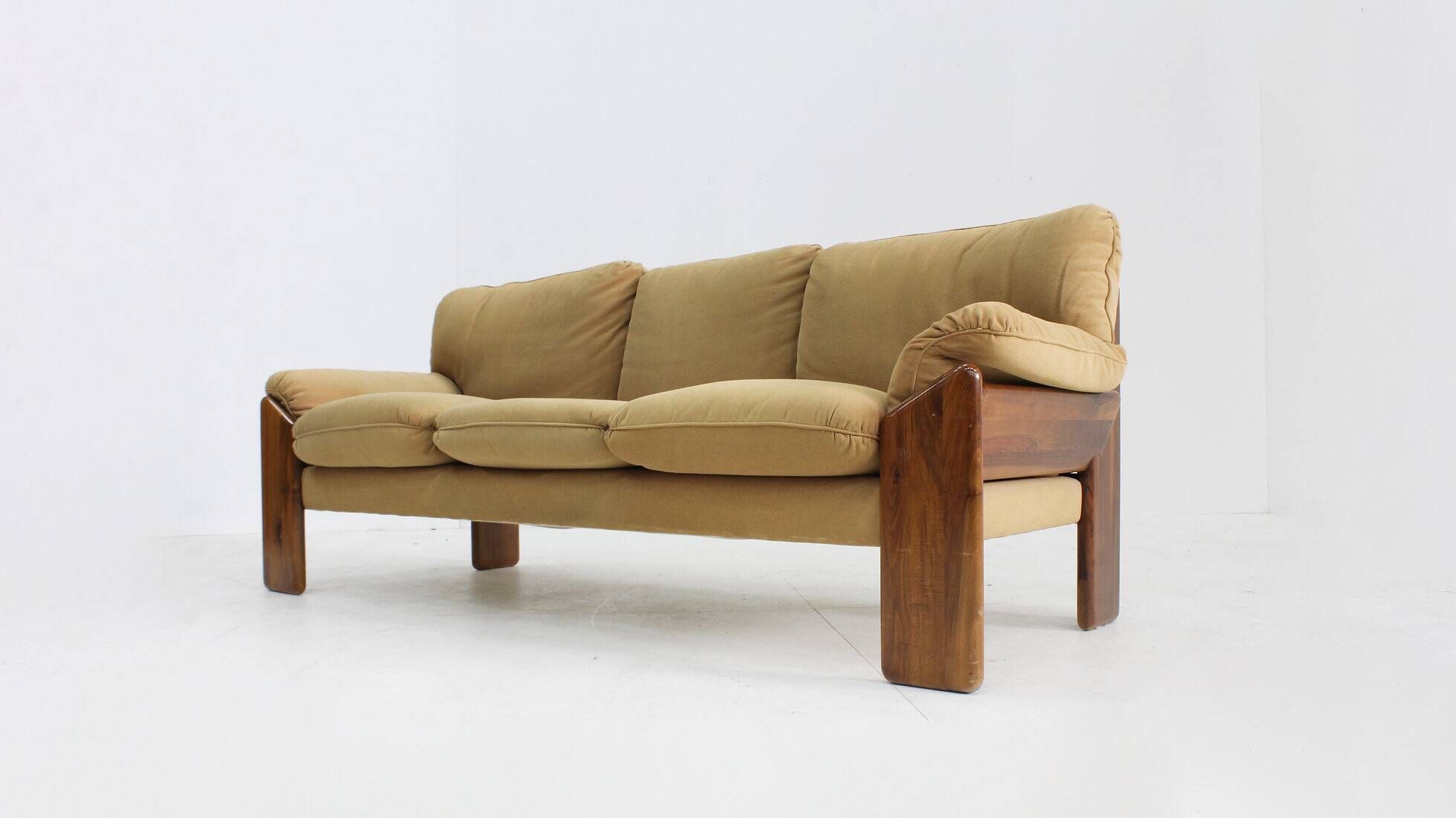 Vintage 3 seater sofa by Mario Marenco for Mobilgirgi