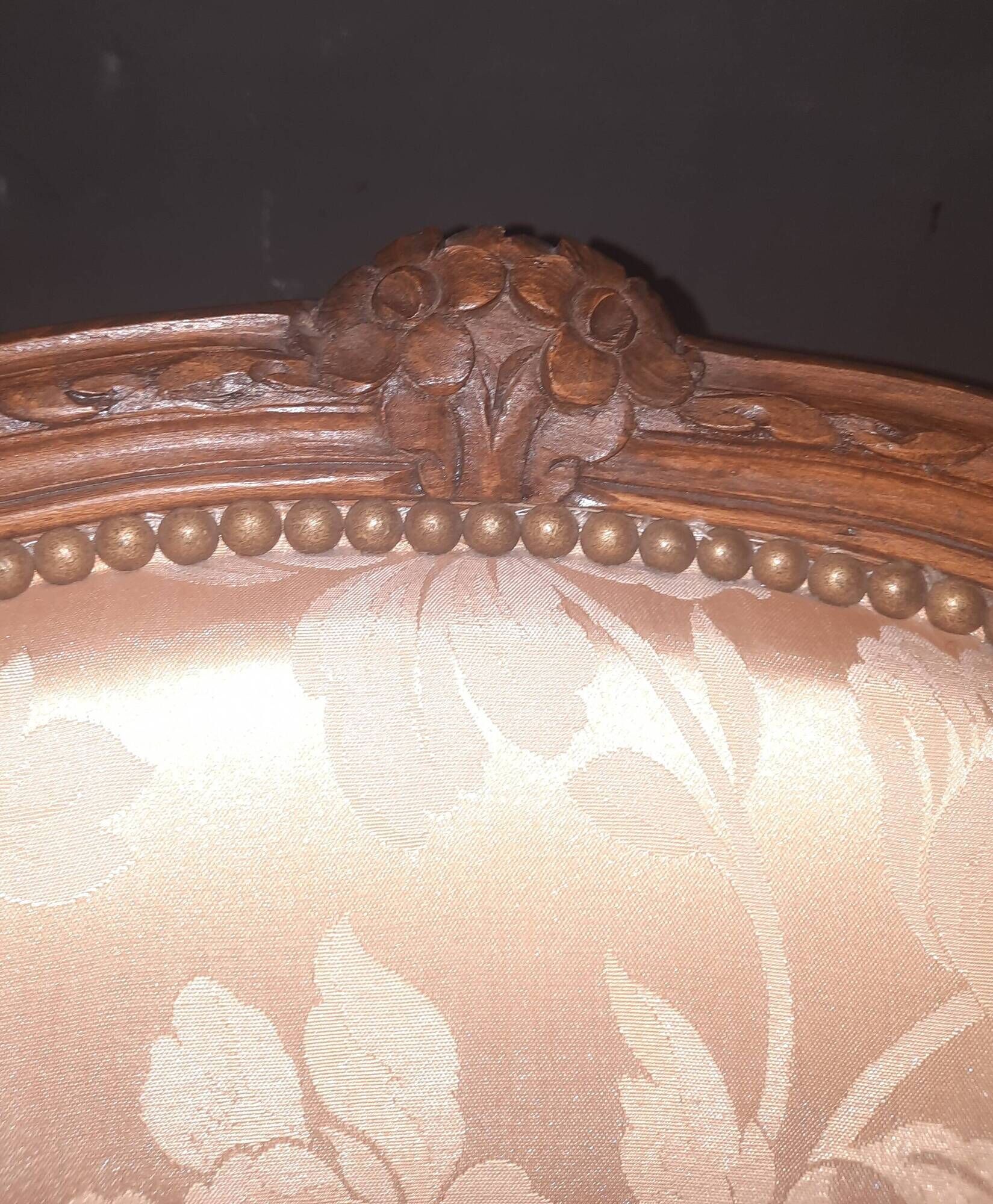 Paire de fauteuils tapissés de style Louis XV