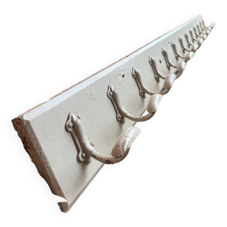 Large coat rack with 13 hooks