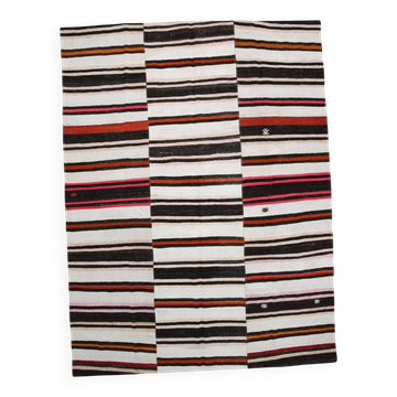 Tapis Kilim rayé noir et blanc
