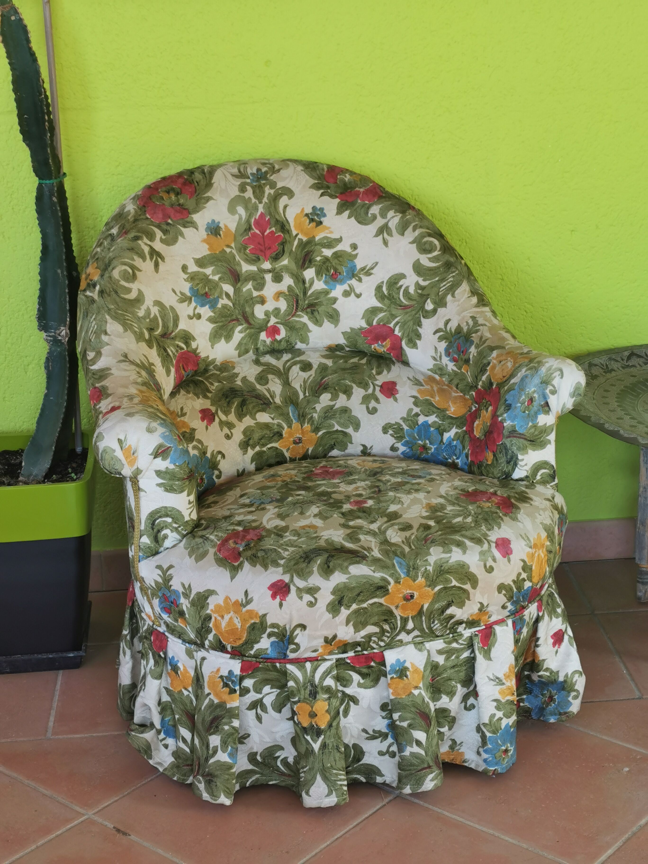 Pair of armchair toad flower fabric