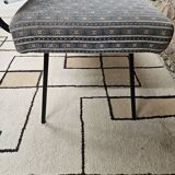 Vintage Knoll style bench with metal legs