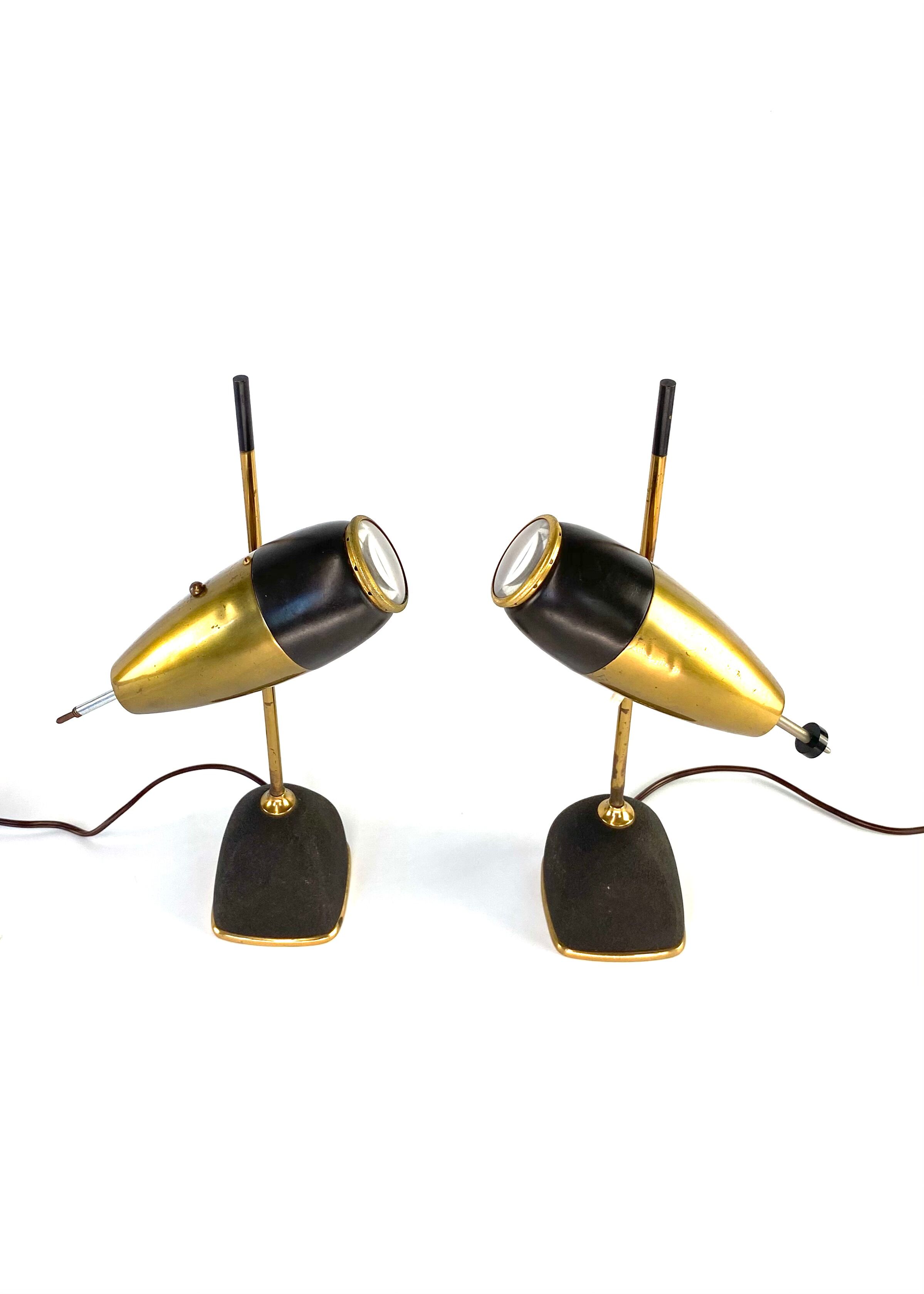 Oscar Torlasco, pair of table lamps modele 577, Lumi Milan, 1960