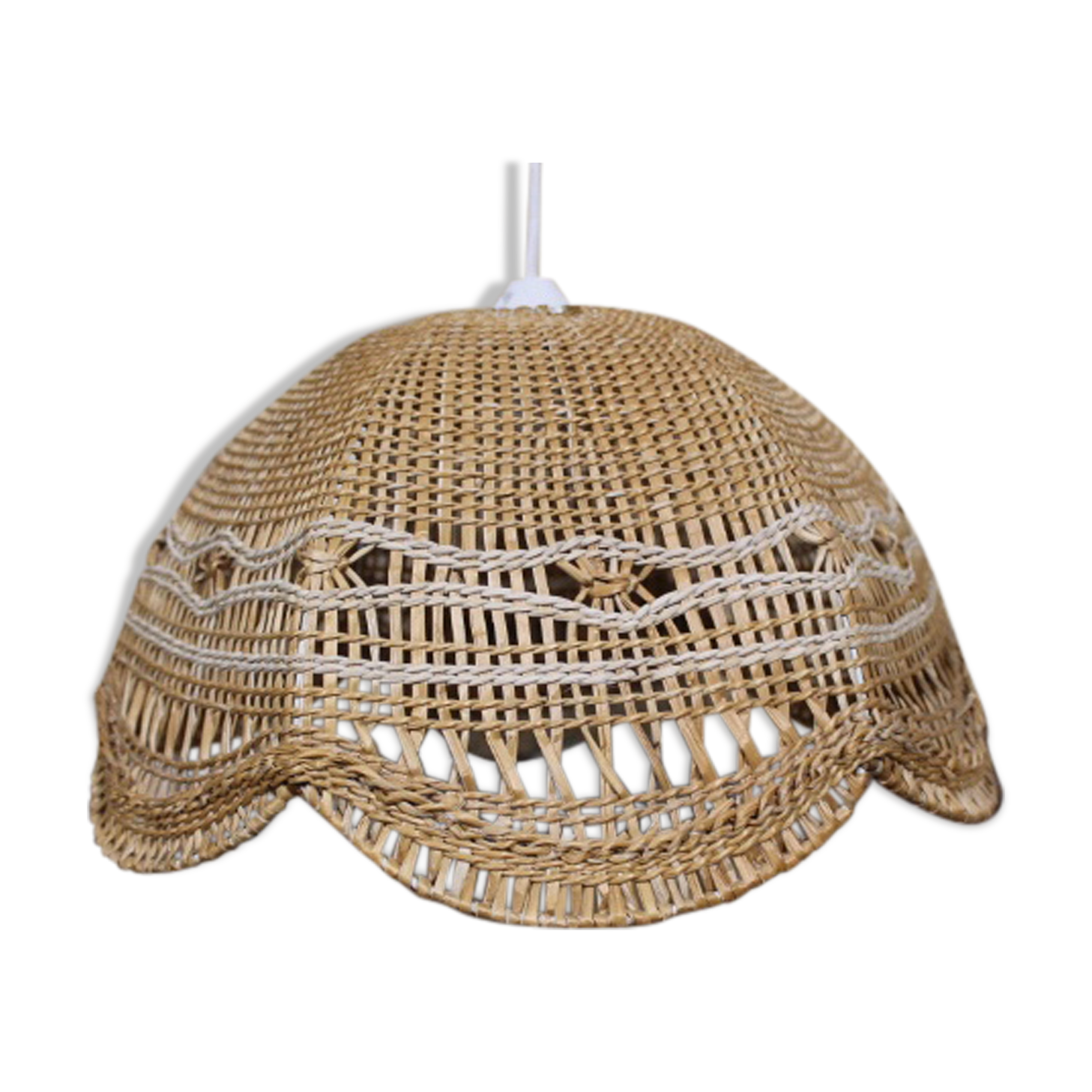 Braided straw suspension