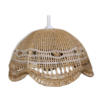 Braided straw suspension