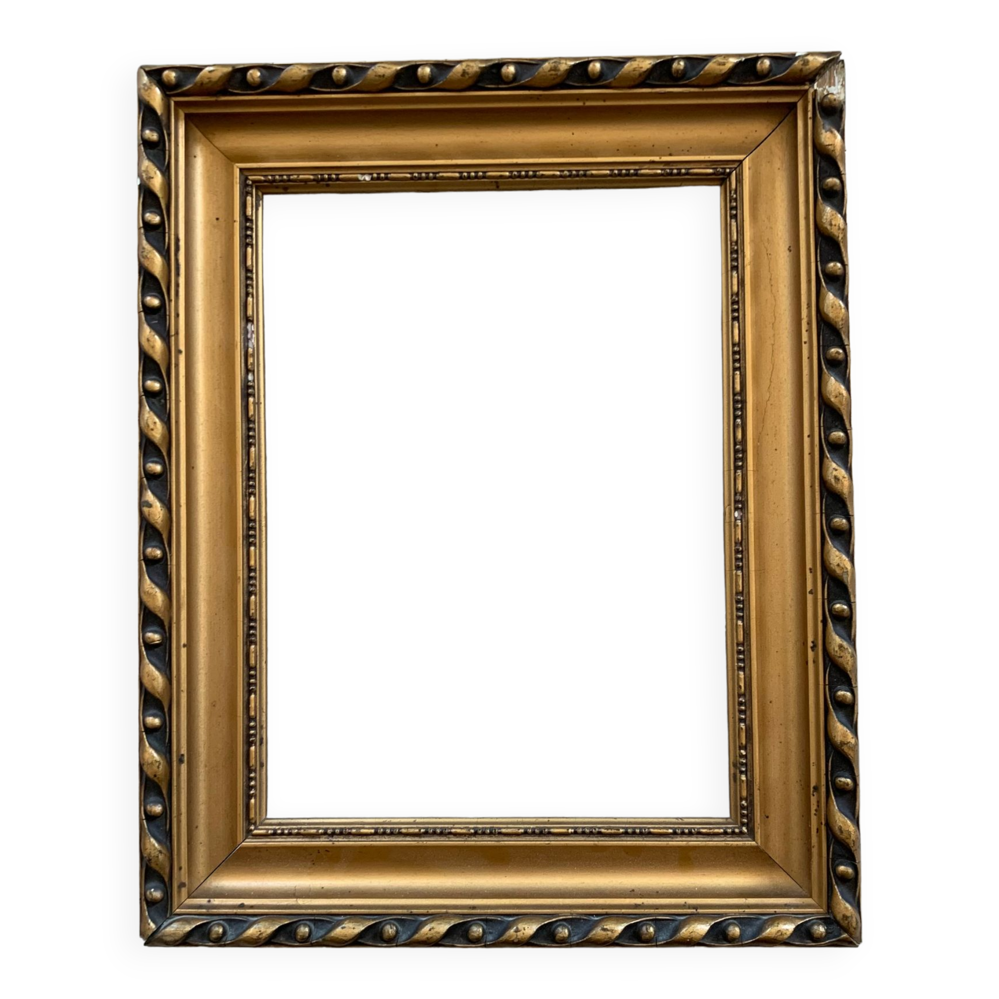 Golden frame 25x30cm