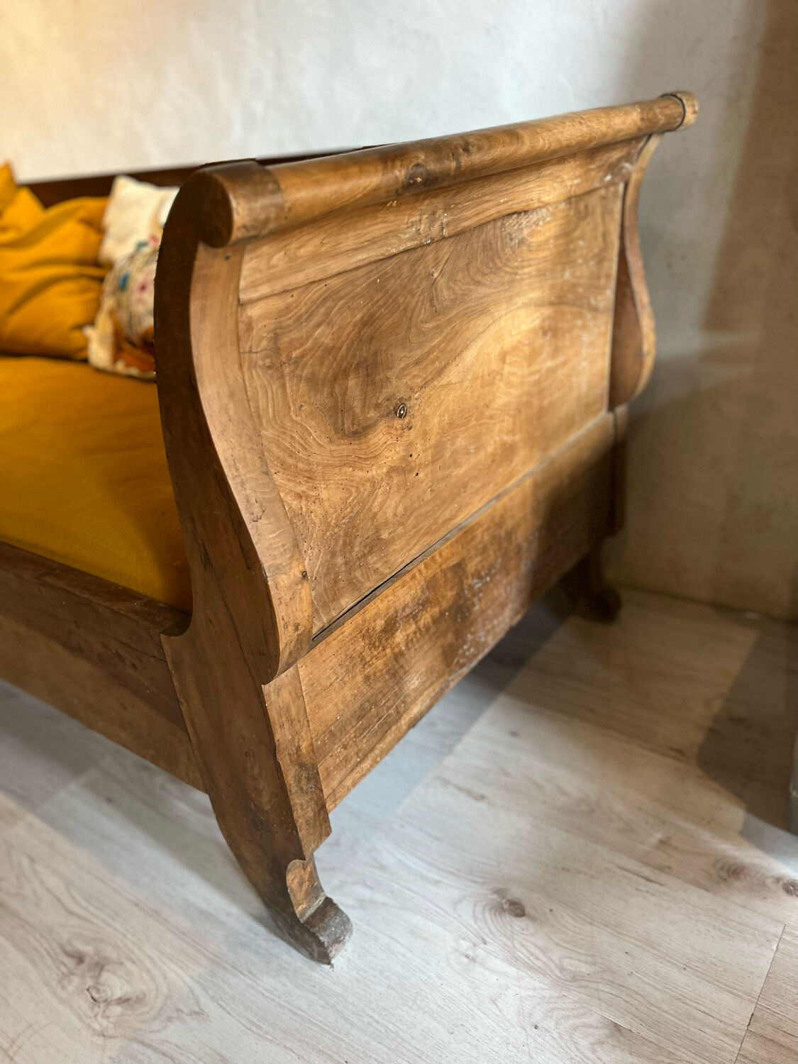 Walnut boat sofa 1950