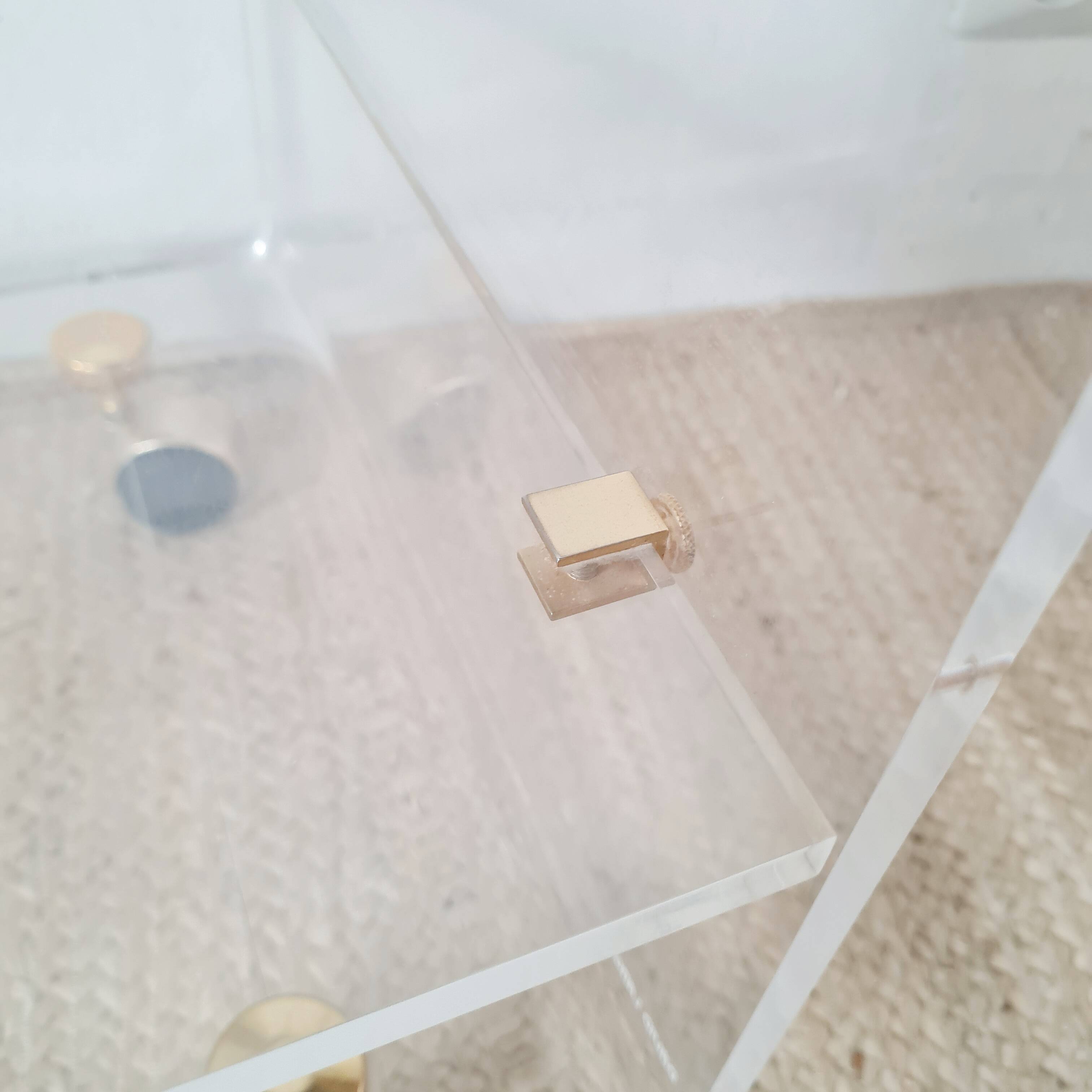 Table roulante Les Invisibles du Marais par David Lange, 1970