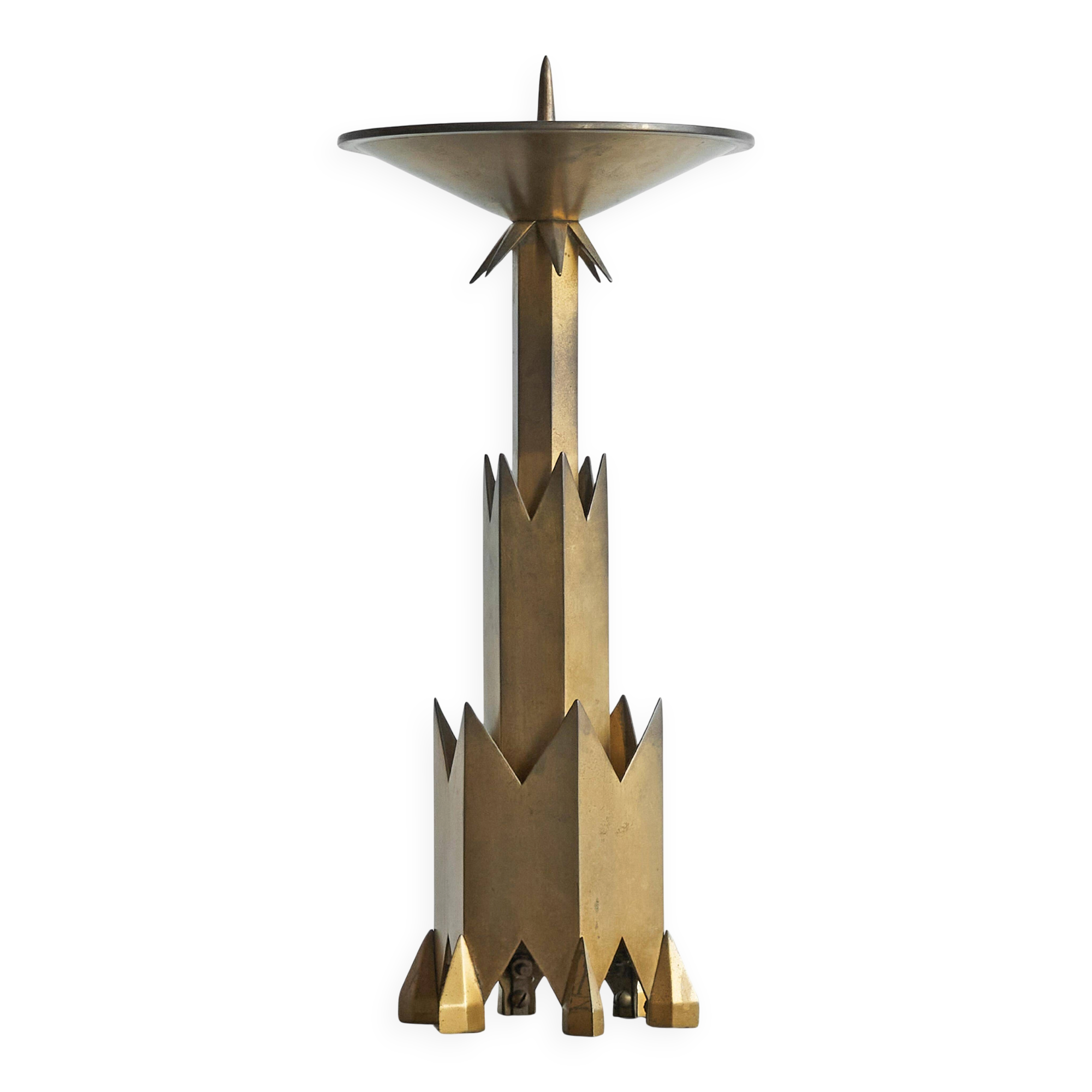 Large Art Deco chandelier in patinated brass