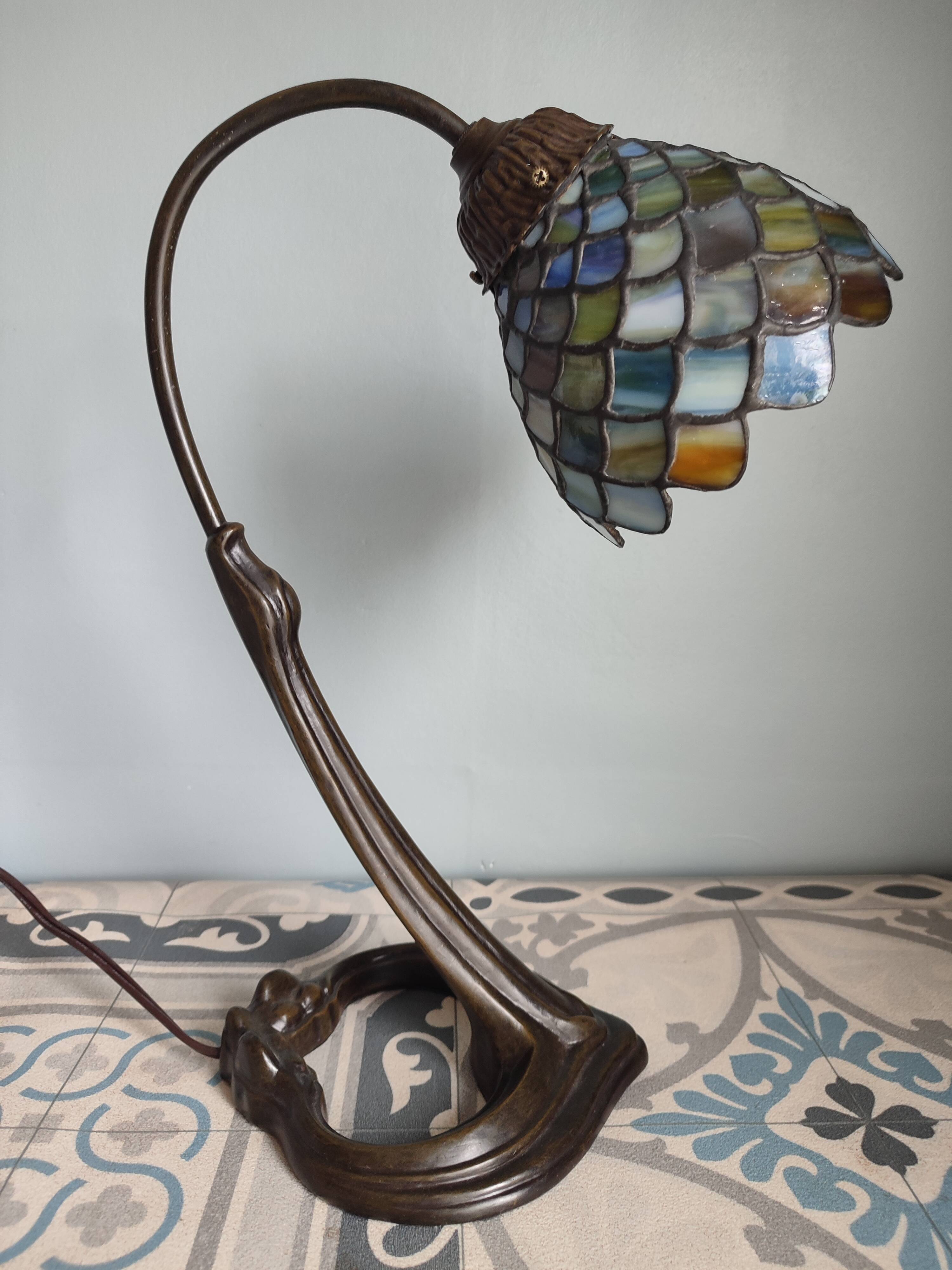 Tiffany table lamp art deco style