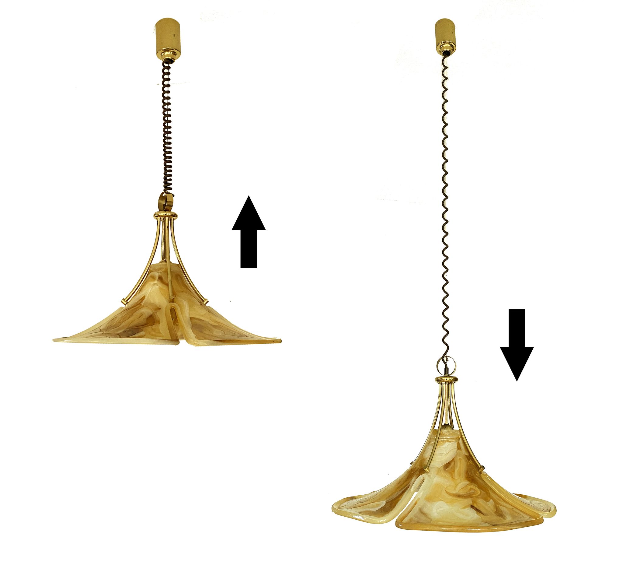 Suspension vintage XXL space age plexiglas & laiton Années 70