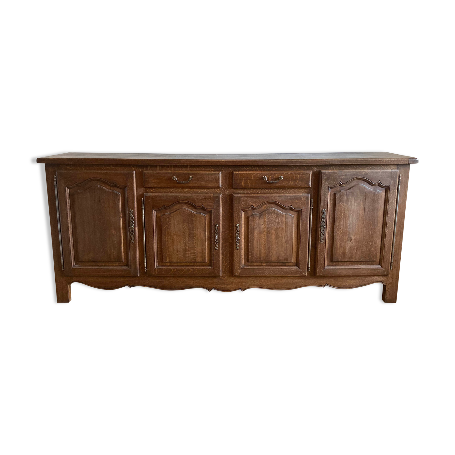 Low buffet in solid chene 4 doors