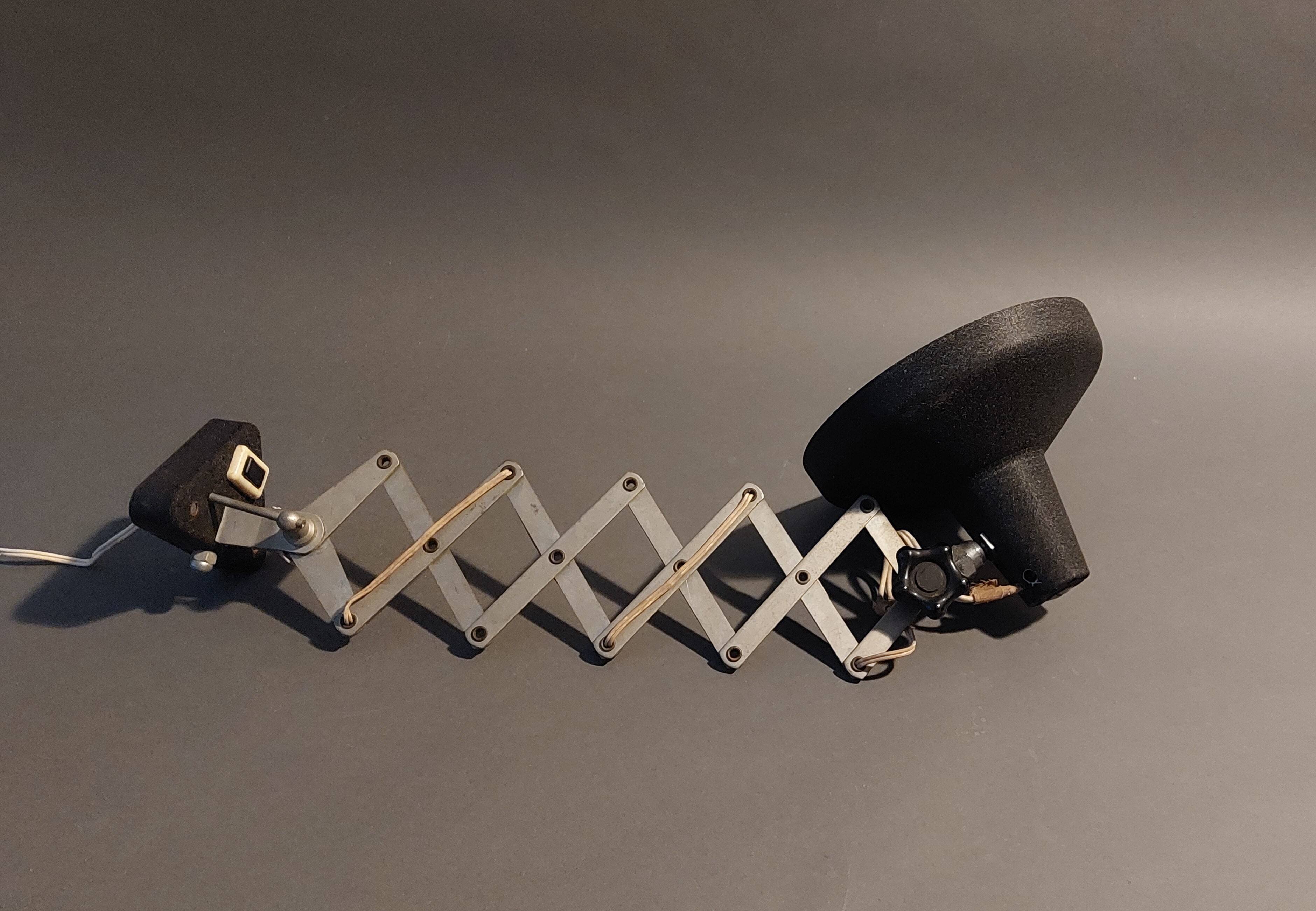 Vintage Aluminor accordion stem light 1960.