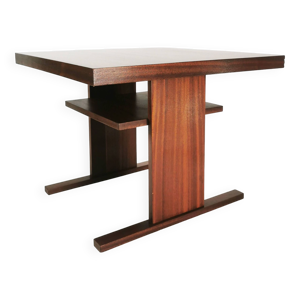 Able basse moderniste,