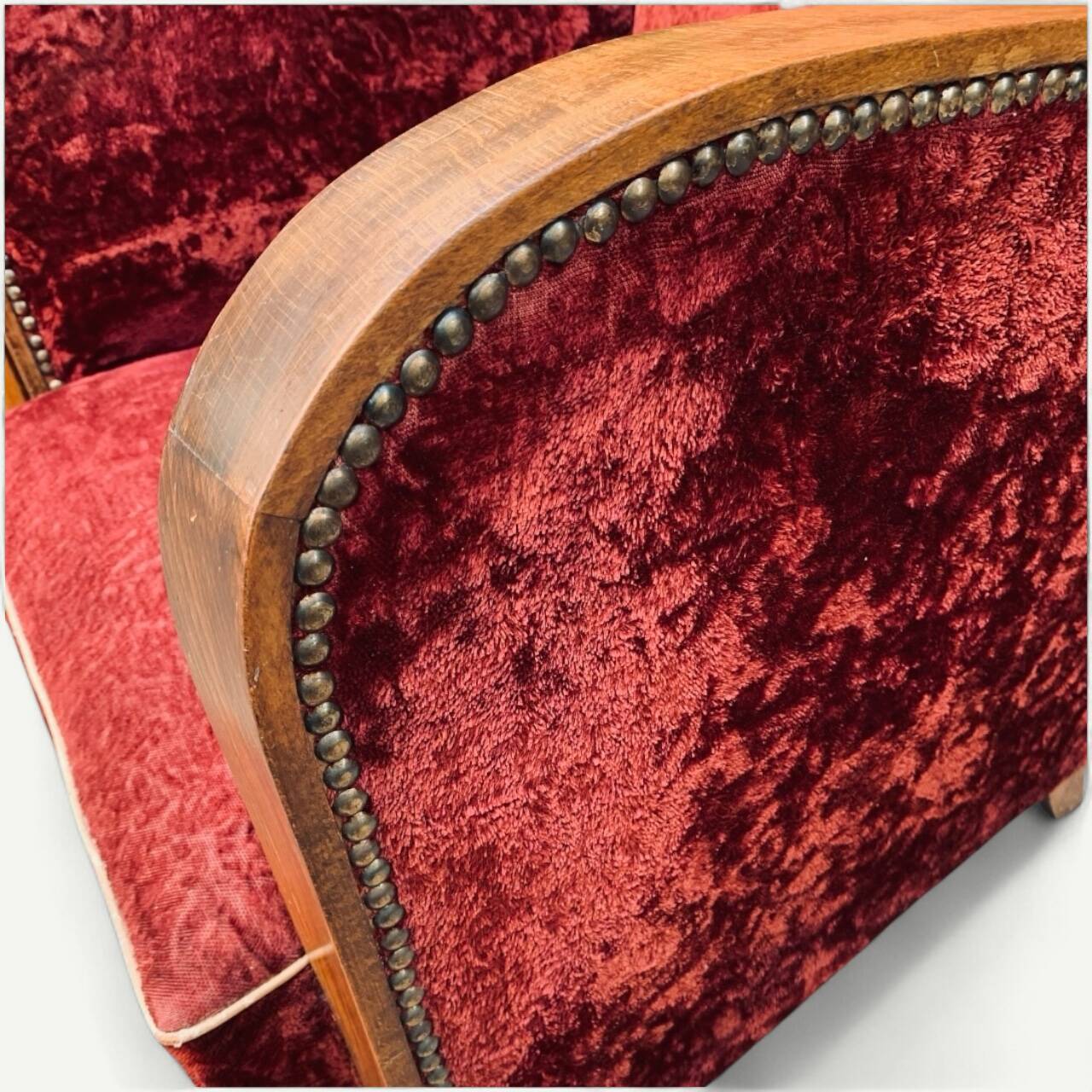 Pair of Art Deco club armchairs in burgundy red velvet, 1930s