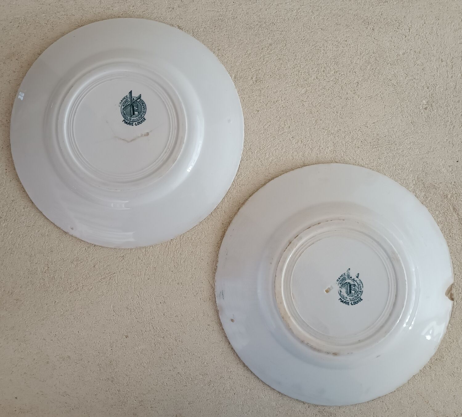 2 plates iron earth "Marie-Louise" Moulin des Loups