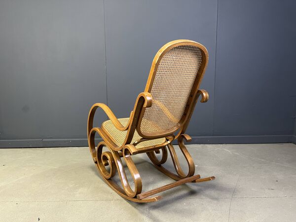 Chaise à bascule vintage en bois courbé, années 1960
