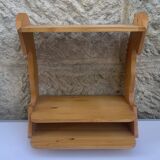 Hanging shelf