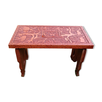 Belle Table Africaine entièrement sculptée