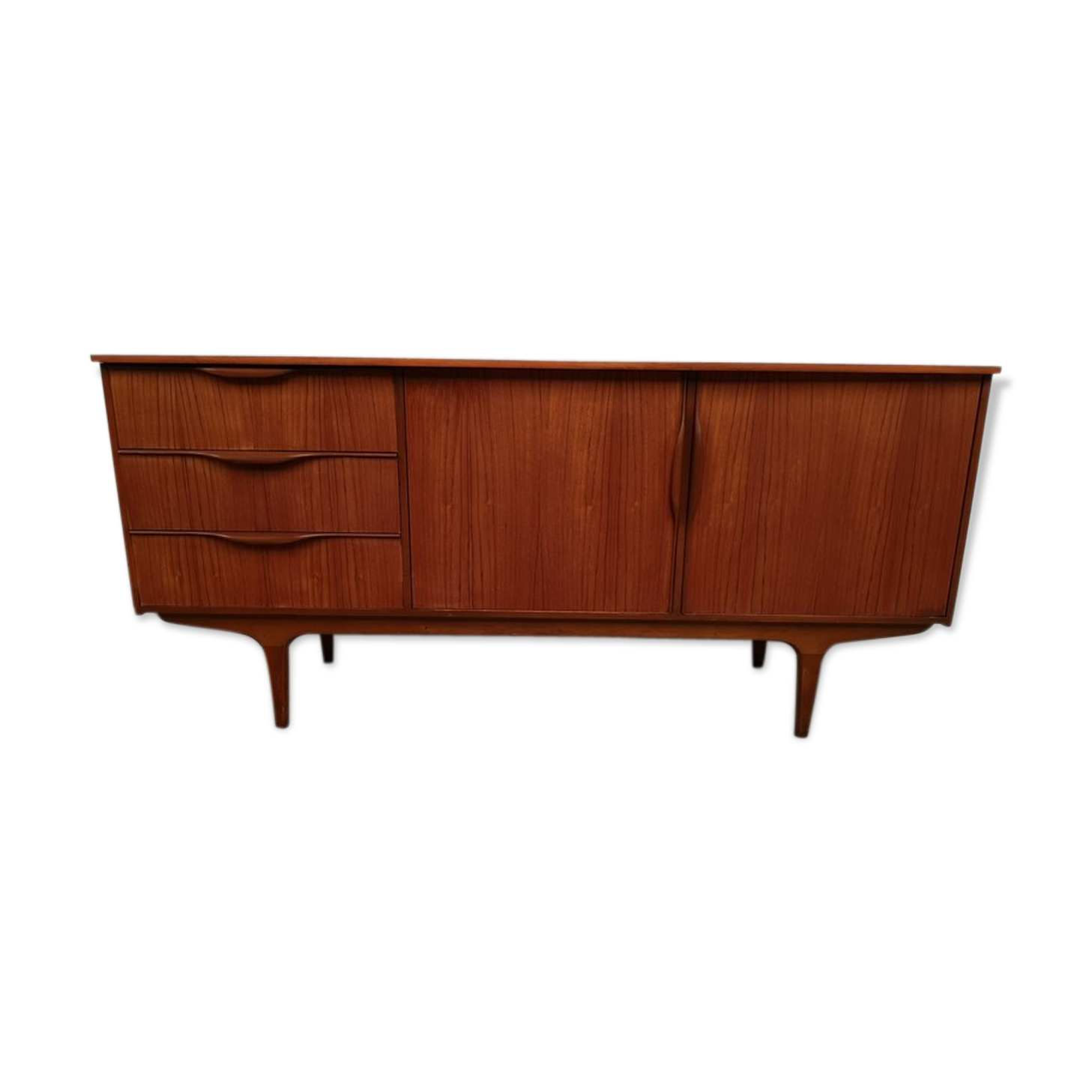 Scandinavian style sidebard