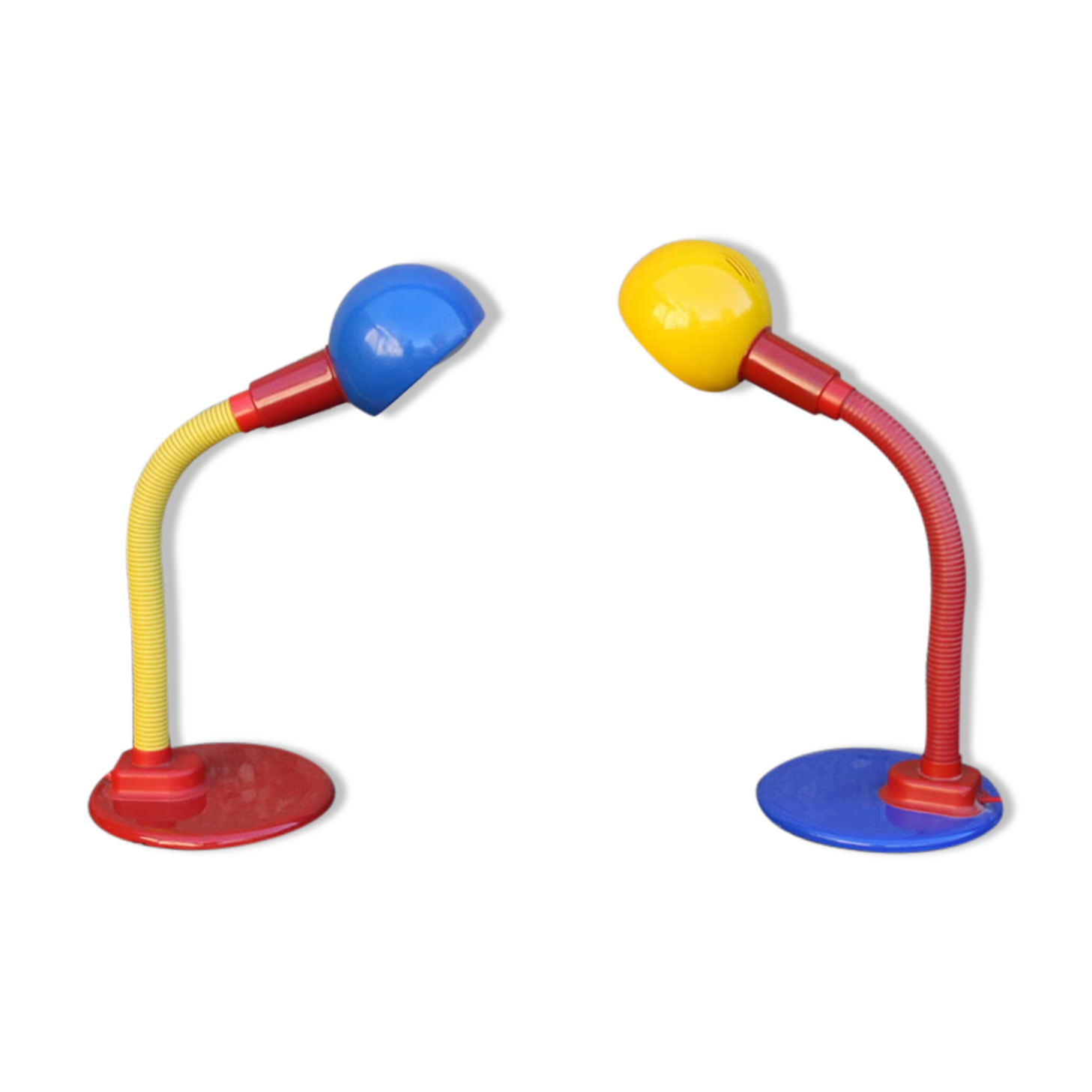 Deux lampes de bureau des années 80/90 en couleurs primaires