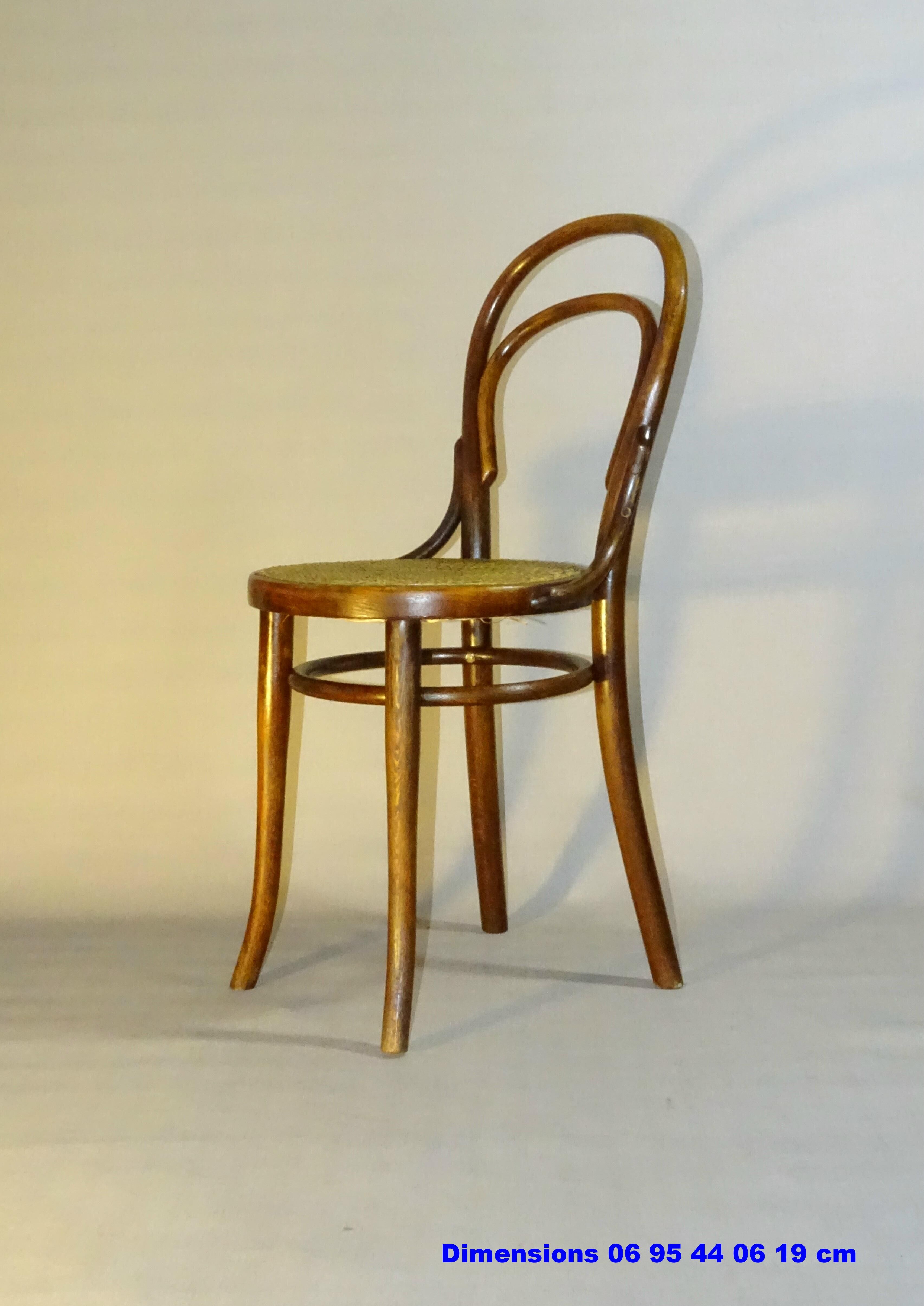 2 chairs Thonet n°14 1/2 canned, circa 1914