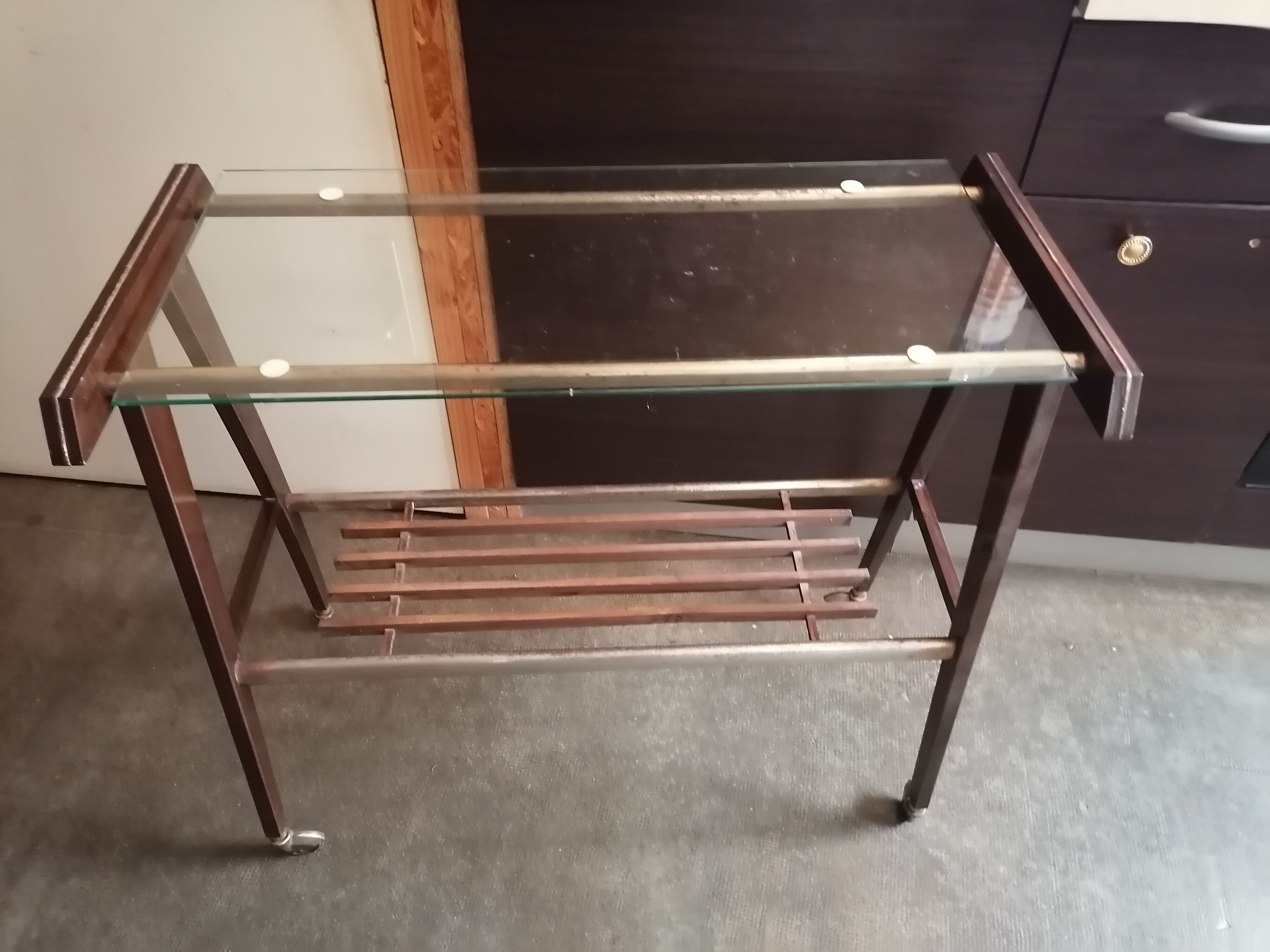 Side table served vintage casters 1960 Italian style metal glass