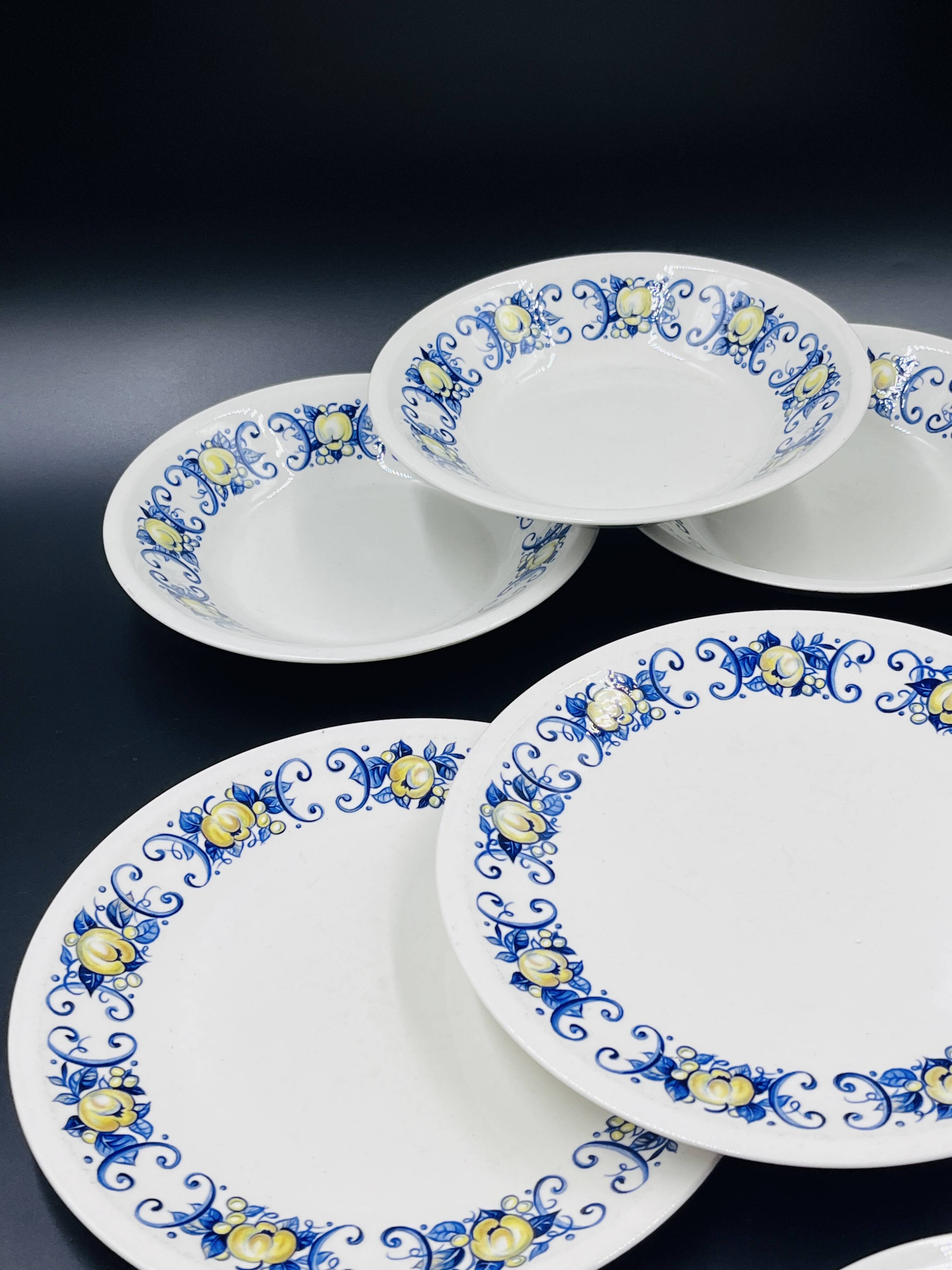 Set of 9 vintage Cadiz plates – Villeroy & Boch – 1960s–1970s