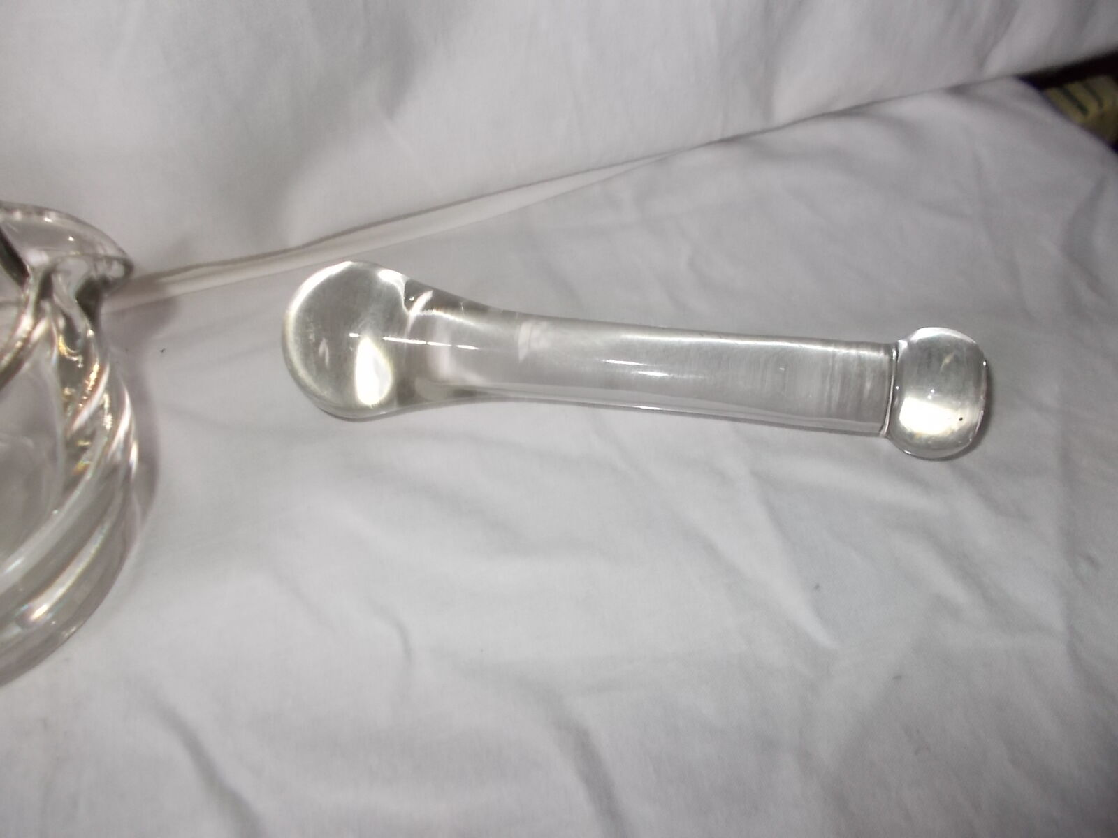 Glass mortar and pestle