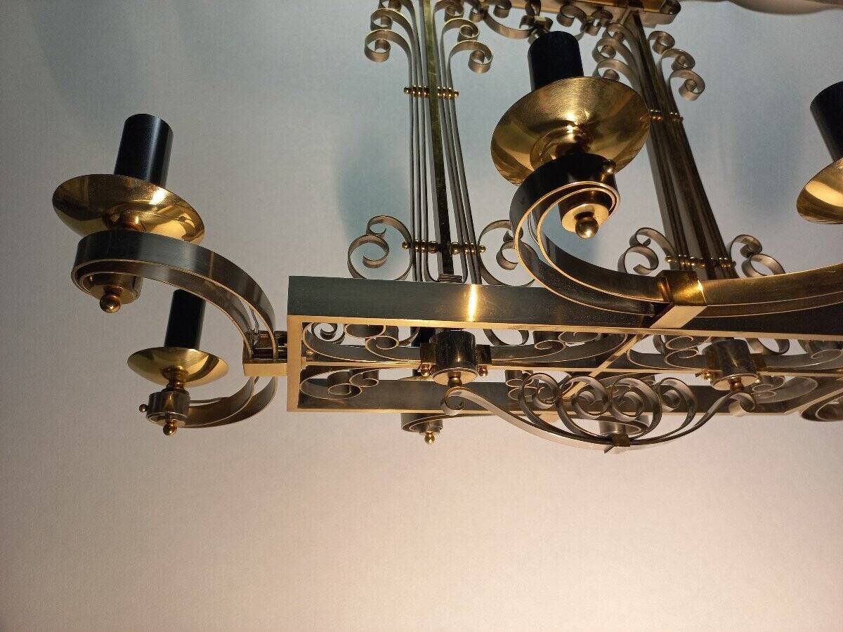 Important gilded brass chandelier circa 1940