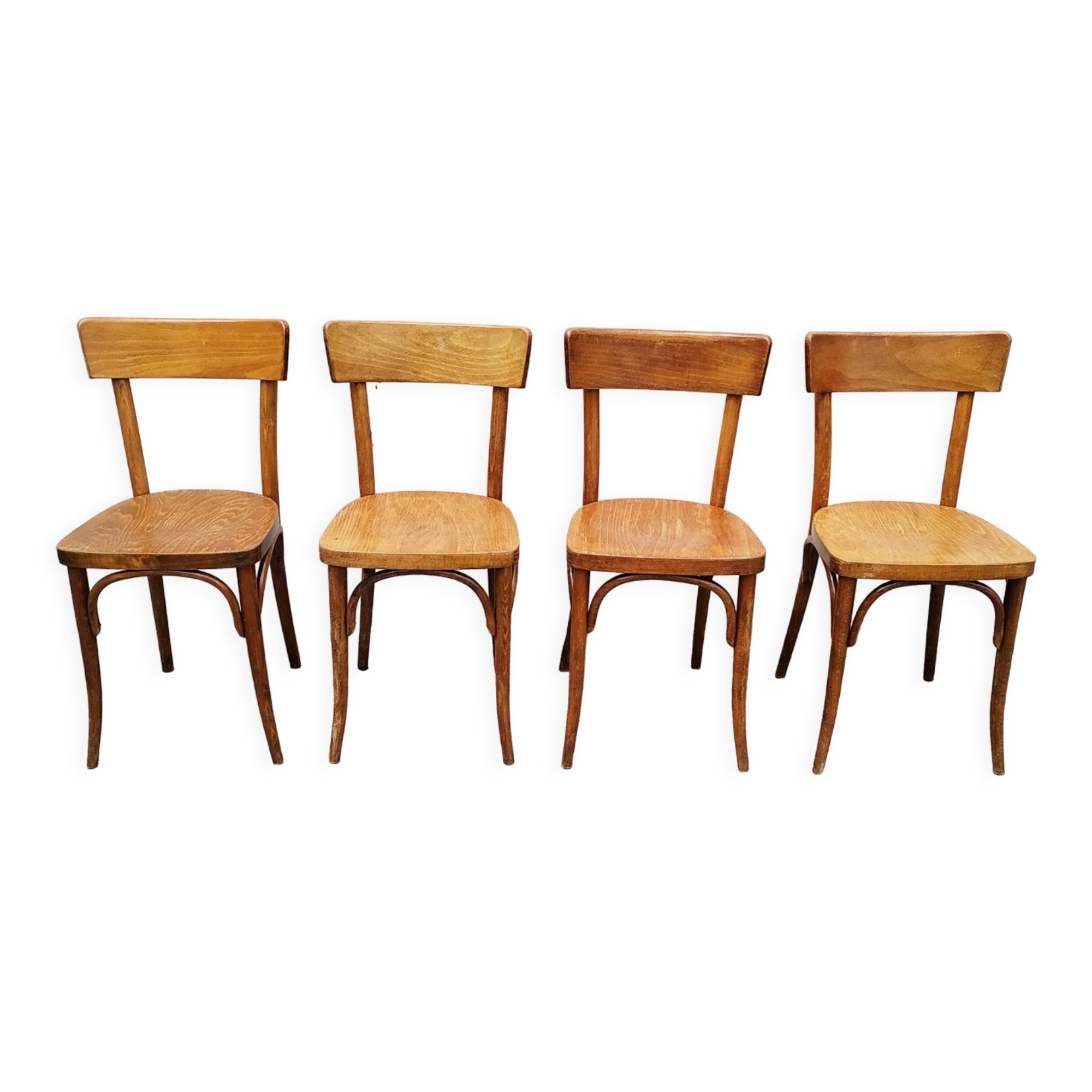 Série de quatre chaises Thonet