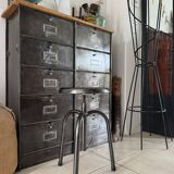 Height-adjustable tripod metal stool