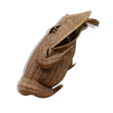 Frog magazine door rattan