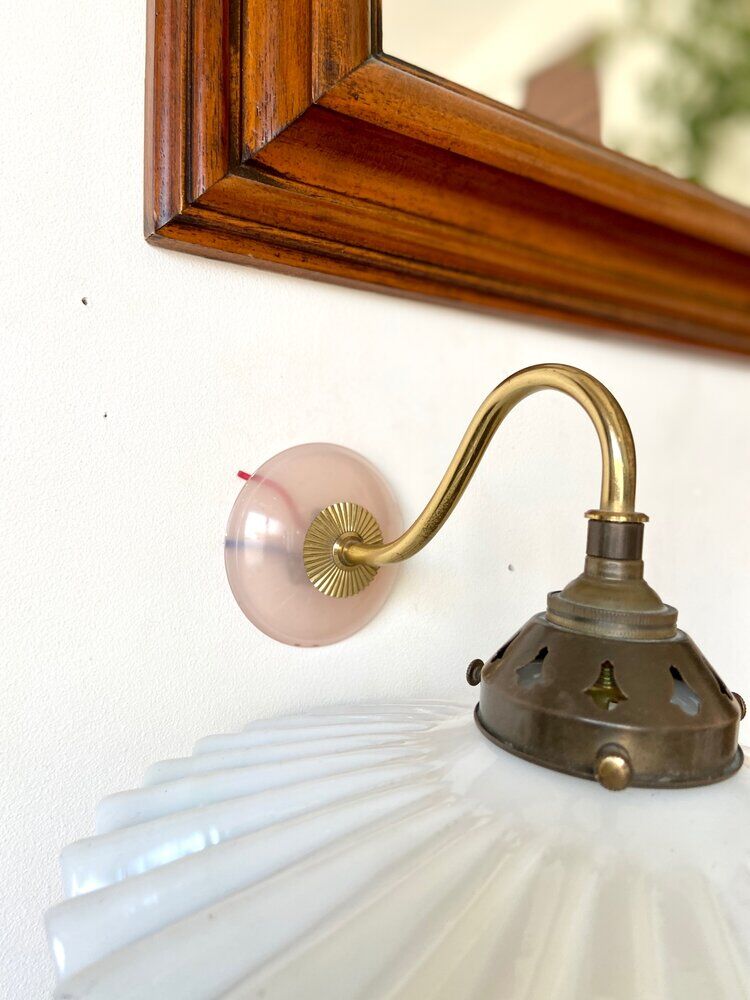 Wall lamp gooseneck in gilded metal and white opaline