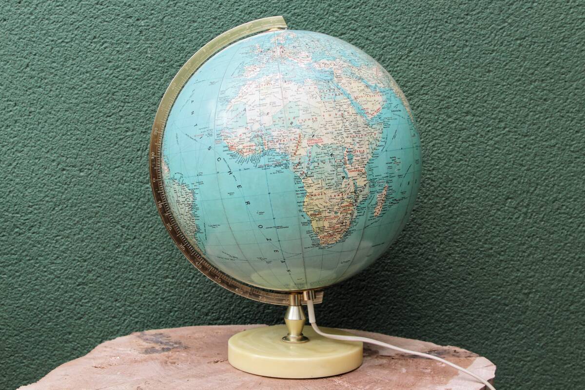 Globe terrestre JRO Verlag, Munchen