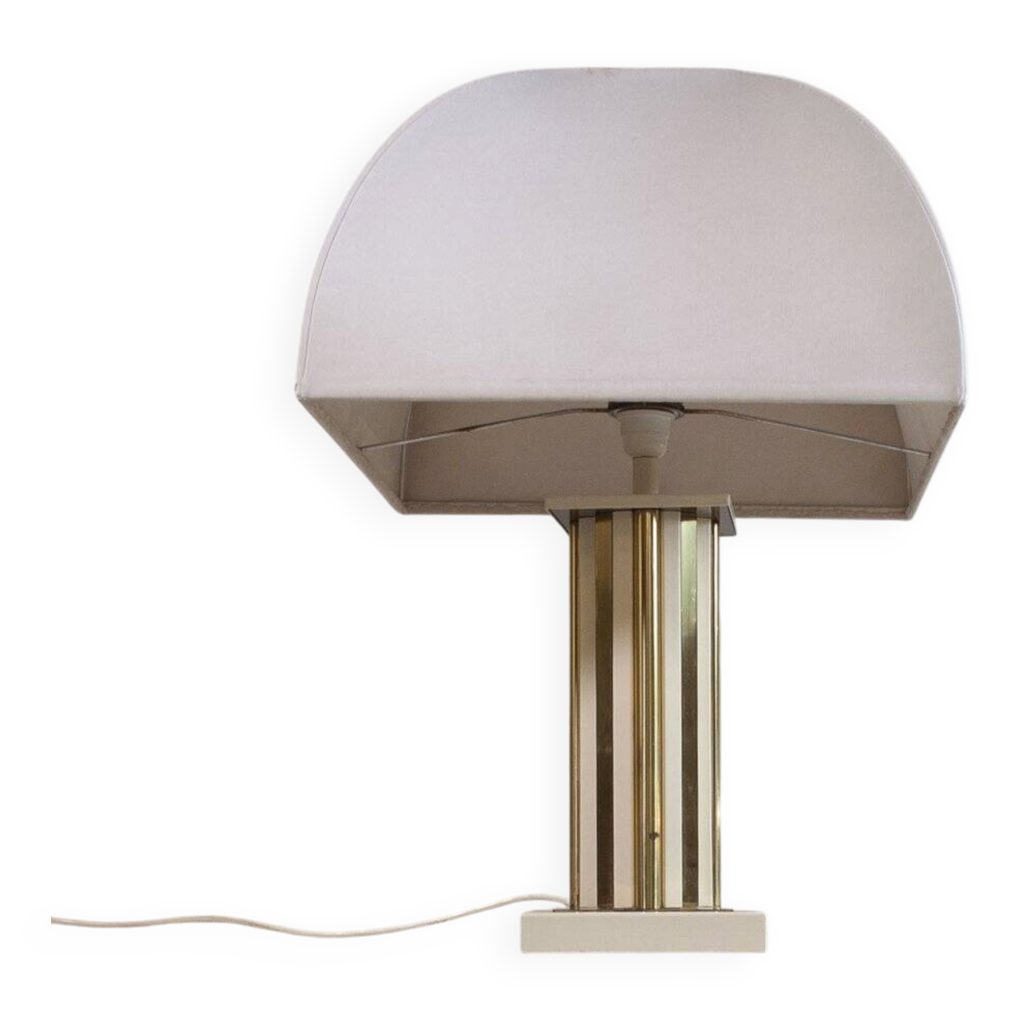 Table lamp in brass and lacquered metal with a fabric shade by Romeo Rega, 1960s.