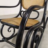 Rocking-chair curved wood