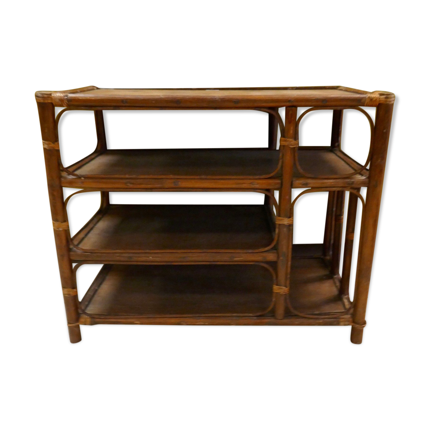 Meuble d’appoint en bambou