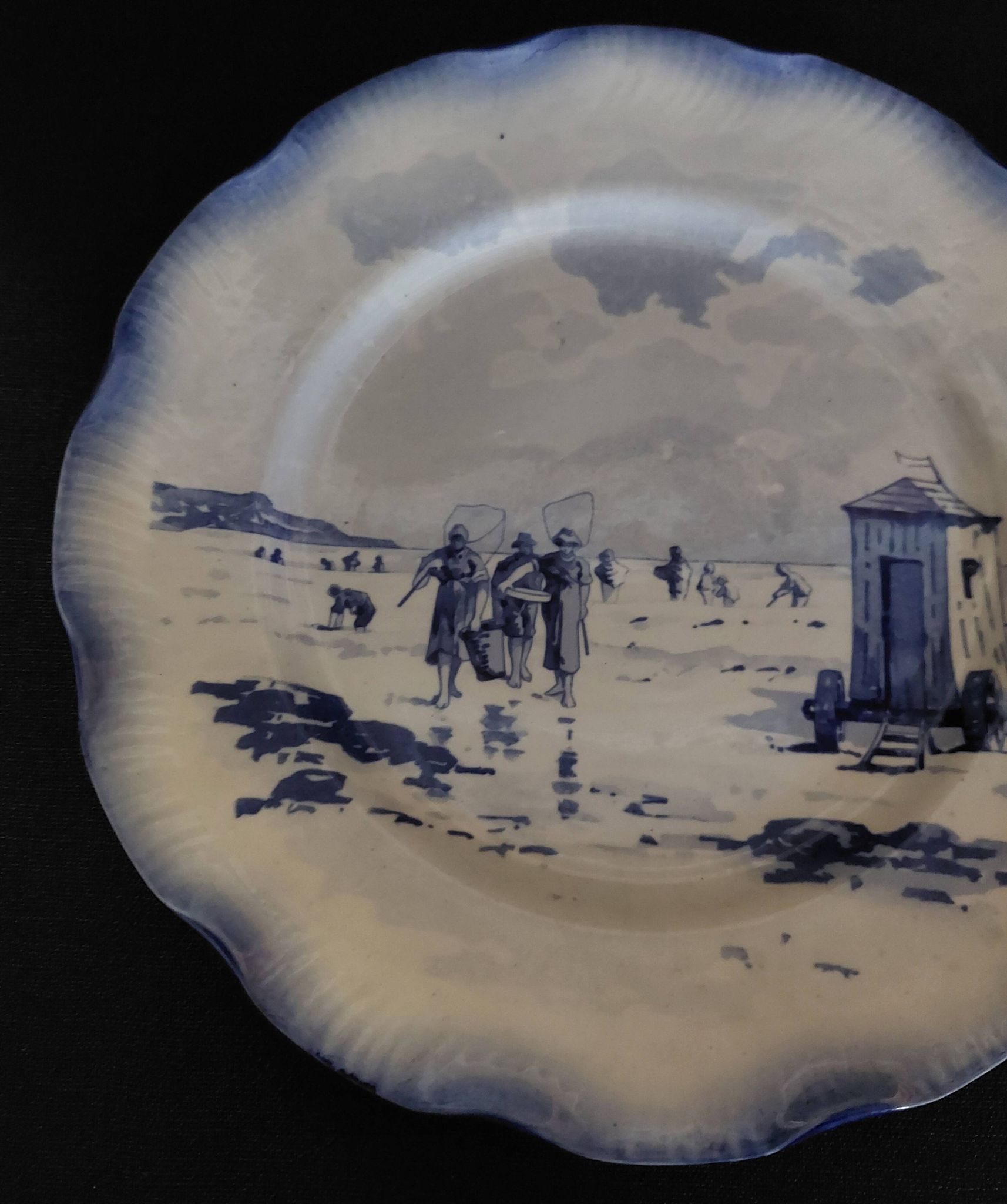Sarreguemines earthenware plate with Marine decor late 19th century early 20th century
