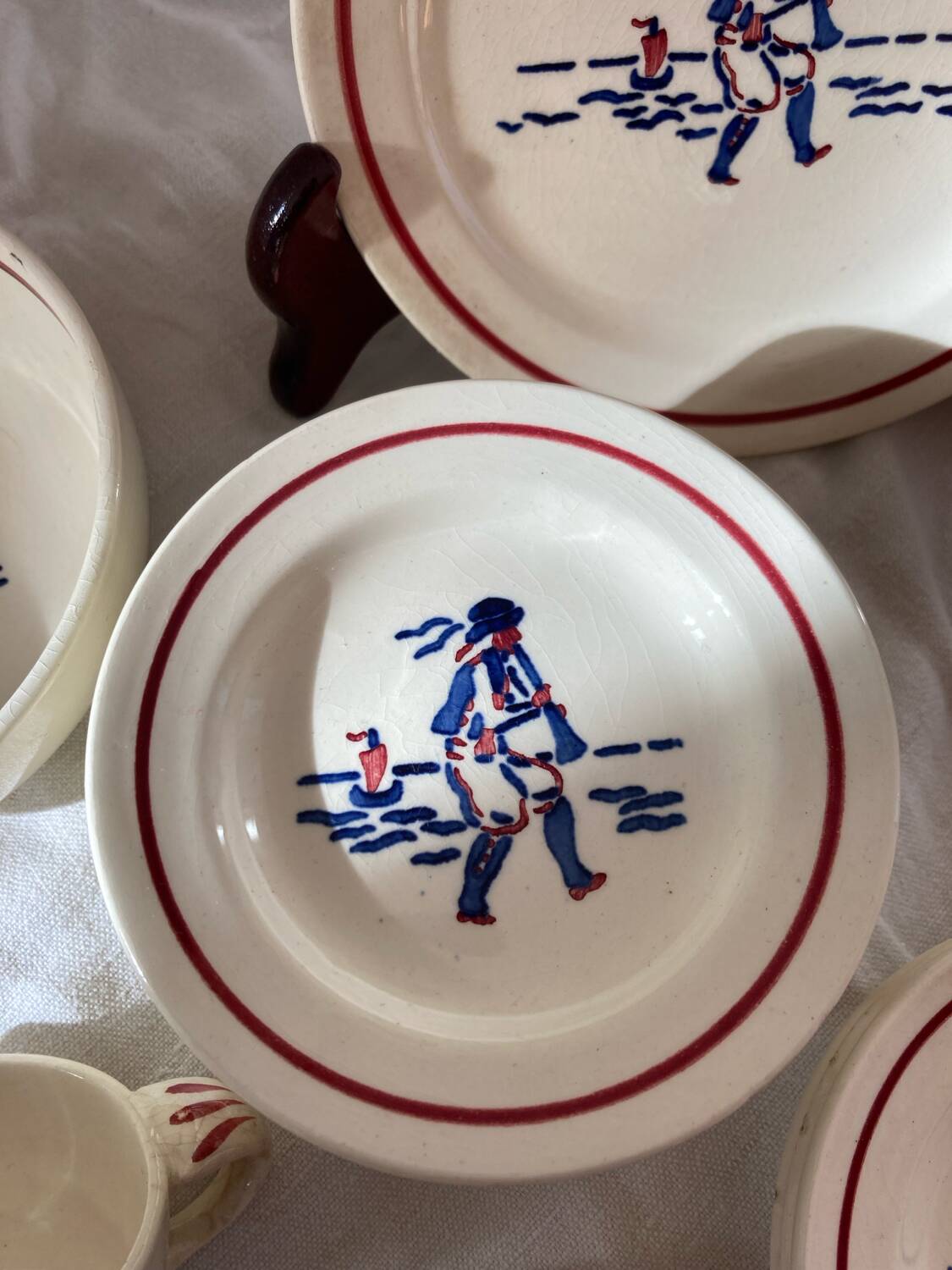 Dinette Creil and Montereau Breton decor 1900